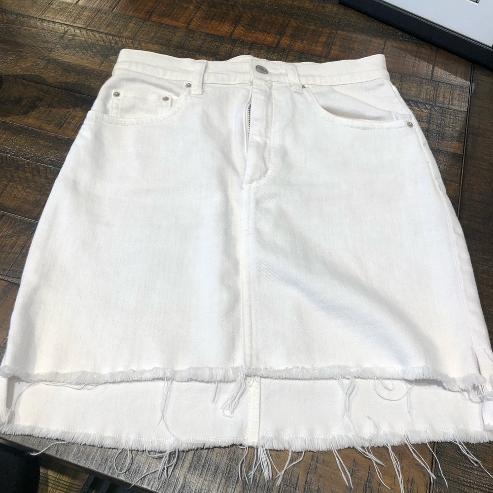 Wilfred free white mini skirt